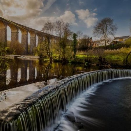 Viaduct View - Cefn Coed Apartment Merthyr Tydfil Luaran gambar